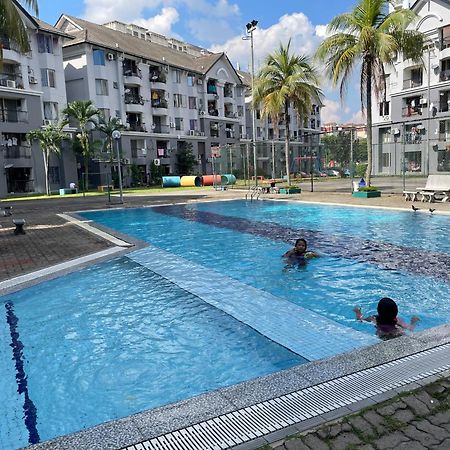 Subang Ville Ehsan Apartment Kampong Baharu Sungai Way Экстерьер фото